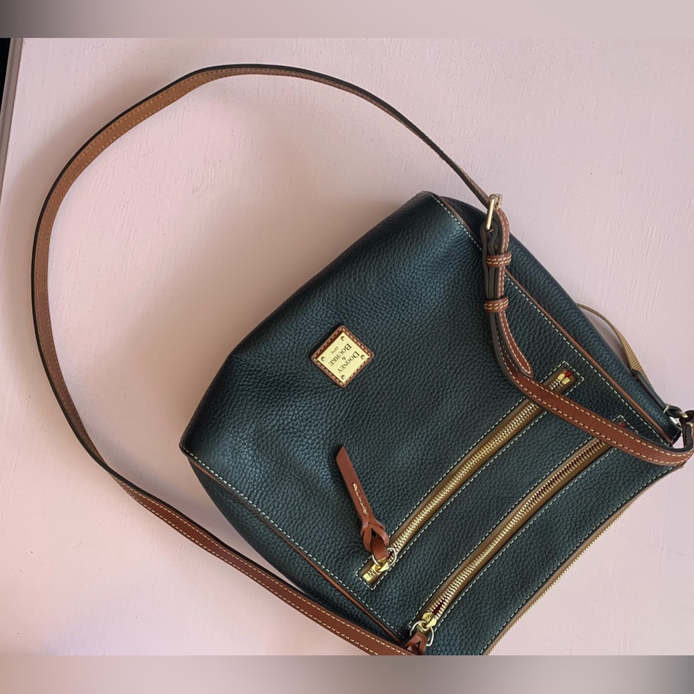 Dooney & Burke: Designer Bag: Purse